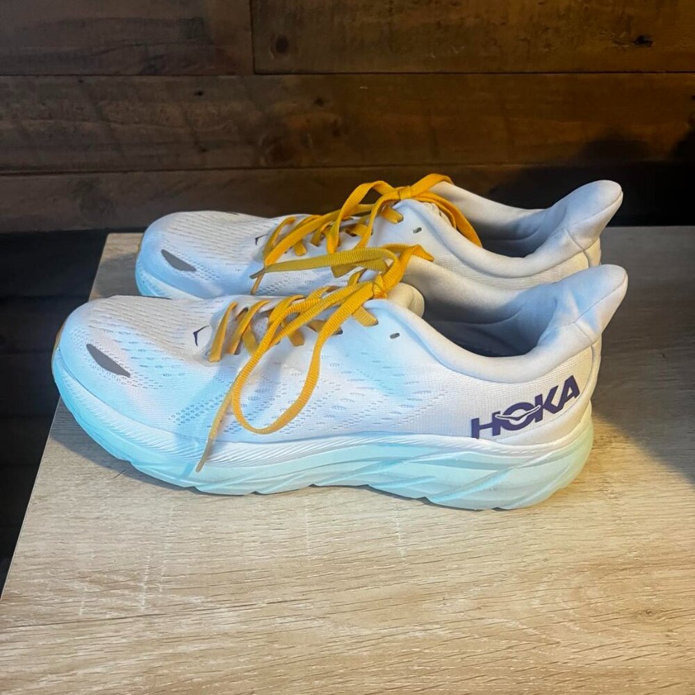 Hoka Clifton 8